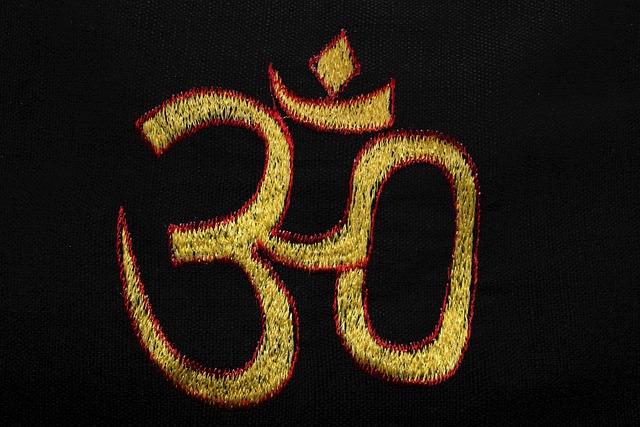 om hindu symbol symbolism hinduism